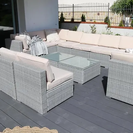 Apartment Orania 60m2 Z Ogrodem Oraz Tarasem