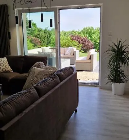 Apartment Orania 60m2 Z Ogrodem Oraz Tarasem Gdansk